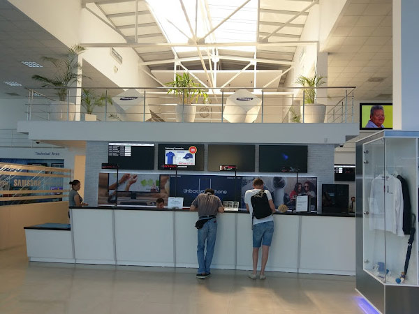 Service Samsung Plaza